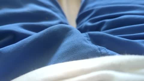 Tiny cock online show from July 18, 10:46 pm