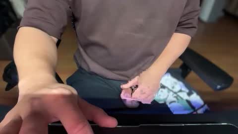 hornyasiannnnnnnn online show from April 20, 9:12 am