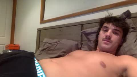 Snapshot of hornyboi186 chatting on February 7, 11:58 am hornyboi186 online show from February 7, 11:58 am