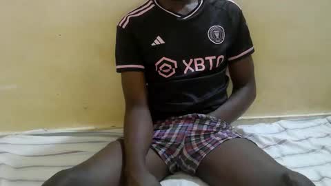 hornyboy9102003 online show from February 21, 6:53 pm