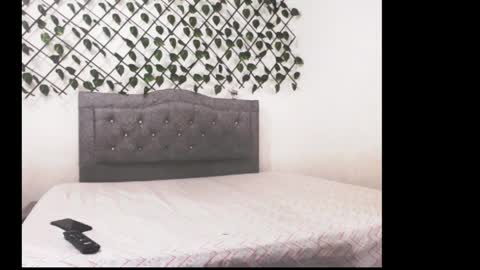 hornychill_ online show from April 12, 12:26 am