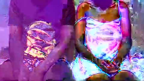 Snapshot of hornycouple238948 chatting on May 18, 4:07 am hornycouple238948 online show from May 18, 4:07 am