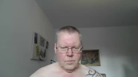 Snapshot of hornydick874303 chatting on January 11, 9:47 am Meikelmeier online show from January 11, 9:47 am
