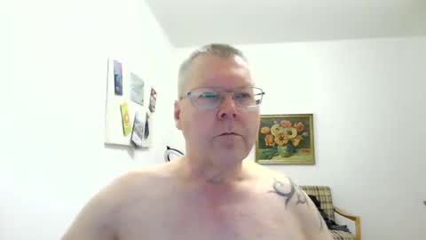 Snapshot of hornydick874303 chatting on January 12, 6:07 am Meikelmeier online show from January 12, 6:07 am