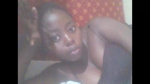 hornygal001 online show from April 13, 4:29 am