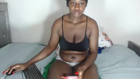 hornygal256 online show from November 25, 6:35 am