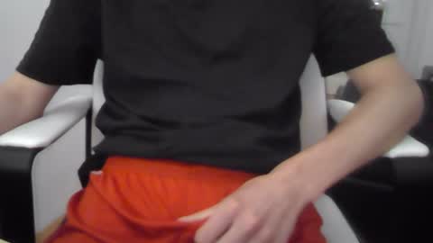 Snapshot of hornygermancollegeboy0 chatting on May 24, 10:42 am hornygermancollegeboy0 online show from May 24, 10:42 am