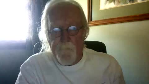 Snapshot of hornyinohio9 chatting on May 17, 2:13 pm HornyInOhio9 online show from May 17, 2:13 pm