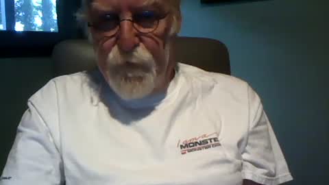 Snapshot of hornyinohio9 chatting on July 8, 11:26 am HornyInOhio9 online show from July 8, 11:26 am