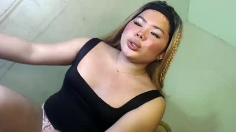 Snapshot of hornykathana chatting on April 18, 7:29 pm Just Call Me Kathrina online show from April 18, 7:29 pm