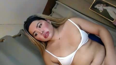 Snapshot of hornykathana chatting on May 5, 4:48 pm Just Call Me Kathrina online show from May 5, 4:48 pm