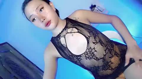 hornykylie047 online show from February 4, 5:13 am