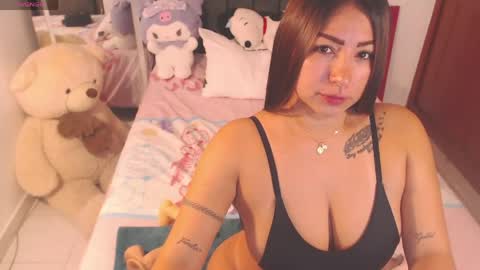 Snapshot of hornymillf_ chatting on May 20, 1:17 pm C I A R A online show from May 20, 1:17 pm