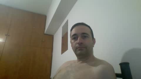 Snapshot of hornysnake69 chatting on May 5, 5:04 am hornysnake69 online show from May 5, 5:04 am
