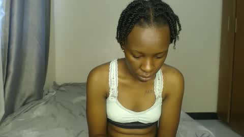 hornysouls01 online show from October 18, 8:15 am