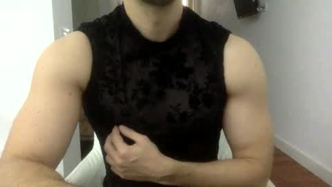 Snapshot of hornyspaniard93 chatting on April 5, 2:58 pm hornyspaniard93 online show from April 5, 2:58 pm