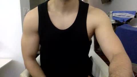 Snapshot of hornyspaniard93 chatting on April 25, 1:41 pm hornyspaniard93 online show from April 25, 1:41 pm