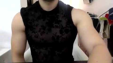 Snapshot of hornyspaniard93 chatting on May 31, 3:30 pm hornyspaniard93 online show from May 31, 3:30 pm