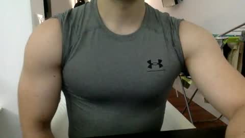 Snapshot of hornyspaniard93 chatting on June 24, 4:39 pm hornyspaniard93 online show from June 24, 4:39 pm
