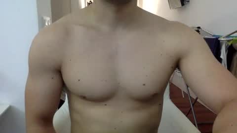 Snapshot of hornyspaniard93 chatting on June 29, 1:11 pm hornyspaniard93 online show from June 29, 1:11 pm