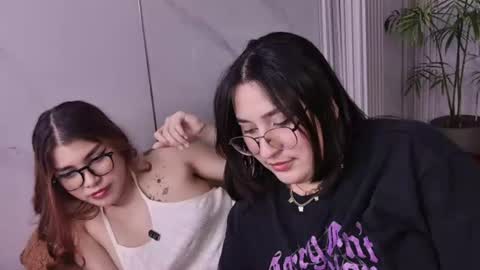 little cutties online show from July 17, 7:04 am