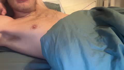 Snapshot of hornystudent17 chatting on March 2, 3:30 am HornyStudent online show from March 2, 3:30 am