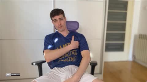 Snapshot of hornytwunk01 chatting on February 28, 9:10 am hornytwunk01 online show from February 28, 9:10 am