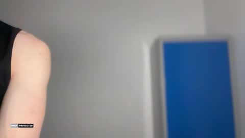 Snapshot of hornytwunk01 chatting on March 15, 7:20 pm hornytwunk01 online show from March 15, 7:20 pm