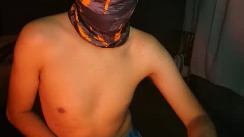 Snapshot of hornyy_boyy18 chatting on March 17, 5:44 am hornyy_boyy18 online show from March 17, 5:44 am