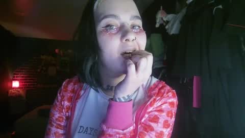 Snapshot of horror_circus chatting on January 7, 6:16 am Messalina Horror online show from January 7, 6:16 am