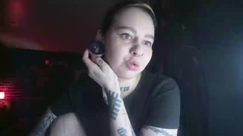 Snapshot of horror_circus chatting on February 11, 9:03 pm Messalina Horror online show from February 11, 9:03 pm