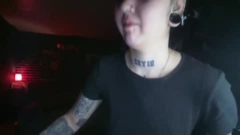 Snapshot of horror_circus chatting on February 17, 10:03 pm Messalina Horror online show from February 17, 10:03 pm