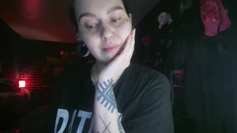 Snapshot of horror_circus chatting on February 22, 5:23 am Messalina Horror online show from February 22, 5:23 am