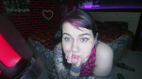 Snapshot of horror_circus chatting on September 25, 8:01 pm Messalina Horror online show from September 25, 8:01 pm