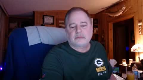 Snapshot of horsebigballs chatting on February 23, 4:39 am horsebigballs online show from February 23, 4:39 am