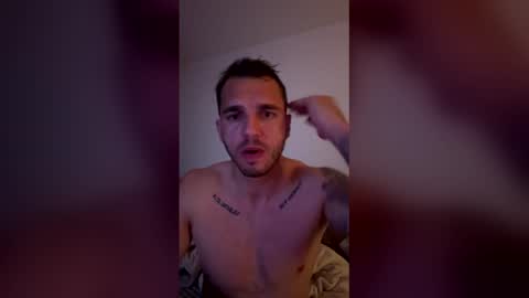 Sweatcouple888 online show from May 11, 1:33 am