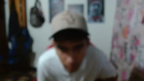 Snapshot of hot__mechanic chatting on June 5, 12:33 pm hot__mechanic online show from June 5, 12:33 pm