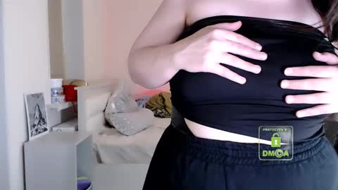 Lila online show from February 10, 5:17 pm