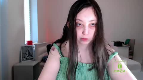Snapshot of hot_and_pretty chatting on May 1, 5:06 pm Lila online show from May 1, 5:06 pm