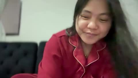 ANDREA online show from December 5, 2:25 pm