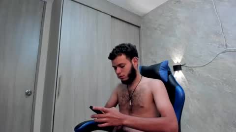 hot bad boy69 online show from June 17, 11:05 pm
