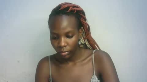 Snapshot of hot_berry2003 chatting on January 24, 12:10 pm Millie online show from January 24, 12:10 pm