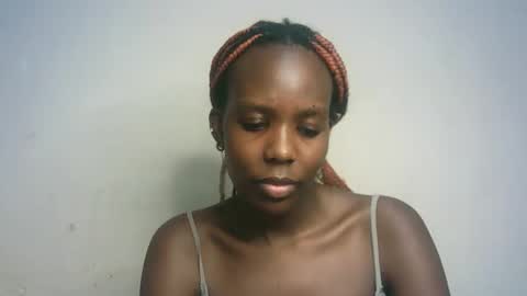 Snapshot of hot_berry2003 chatting on January 24, 11:12 pm Millie online show from January 24, 11:12 pm