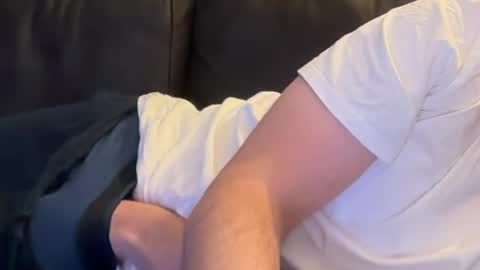 Snapshot of hot_boy_dutch chatting on April 1, 6:49 pm hot_boy_dutch online show from April 1, 6:49 pm