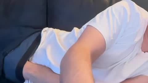 Snapshot of hot_boy_dutch chatting on April 22, 6:53 pm hot_boy_dutch online show from April 22, 6:53 pm