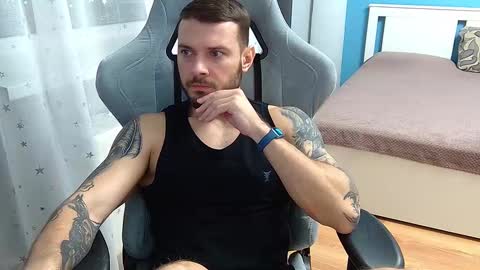 hot_cap_77 online show from February 10, 5:17 pm