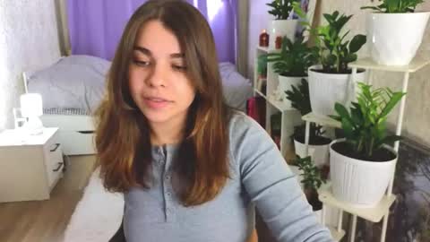 Snapshot of hot_chill__ chatting on October 9, 4:38 pm LiluCaroline online show from October 9, 4:38 pm