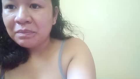 Snapshot of hot_emma1112 chatting on May 21, 3:13 am hot_emma1112 online show from May 21, 3:13 am