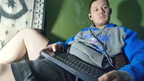 hot_guy36 online show from December 16, 3:55 am