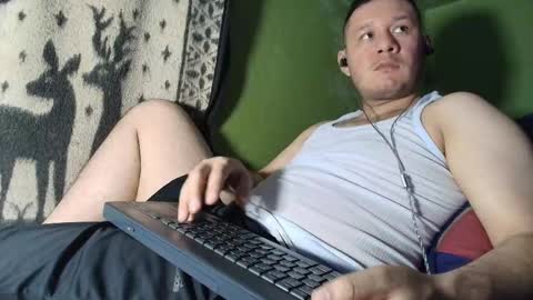 hot_guy36 online show from March 12, 3:23 am